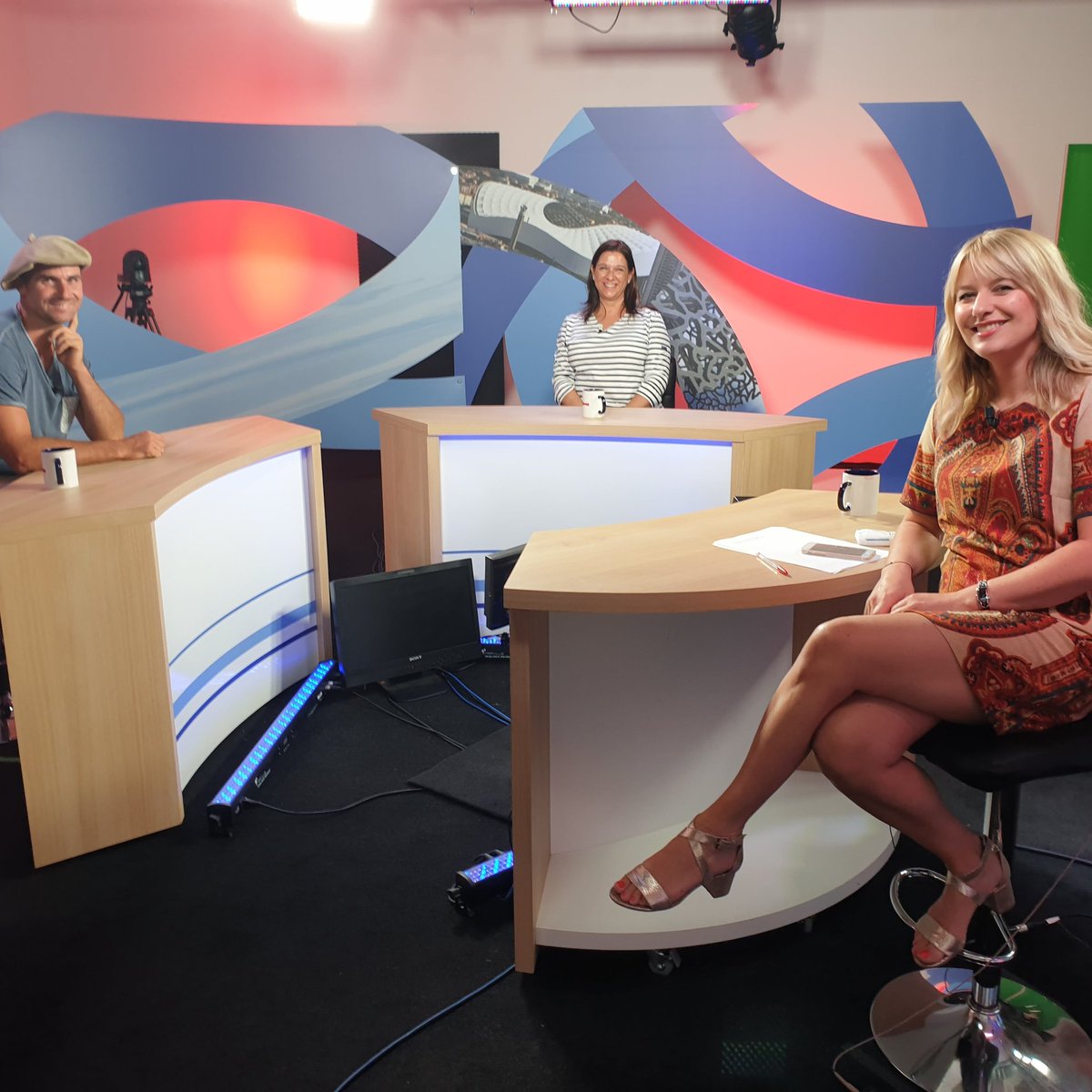 AurelieResch's tweet photo. Une rentrée bien enjouée sur le plateau C'est le Sud où je continue à vous faire voyager. https://t.co/Lc4bUlPA4Y