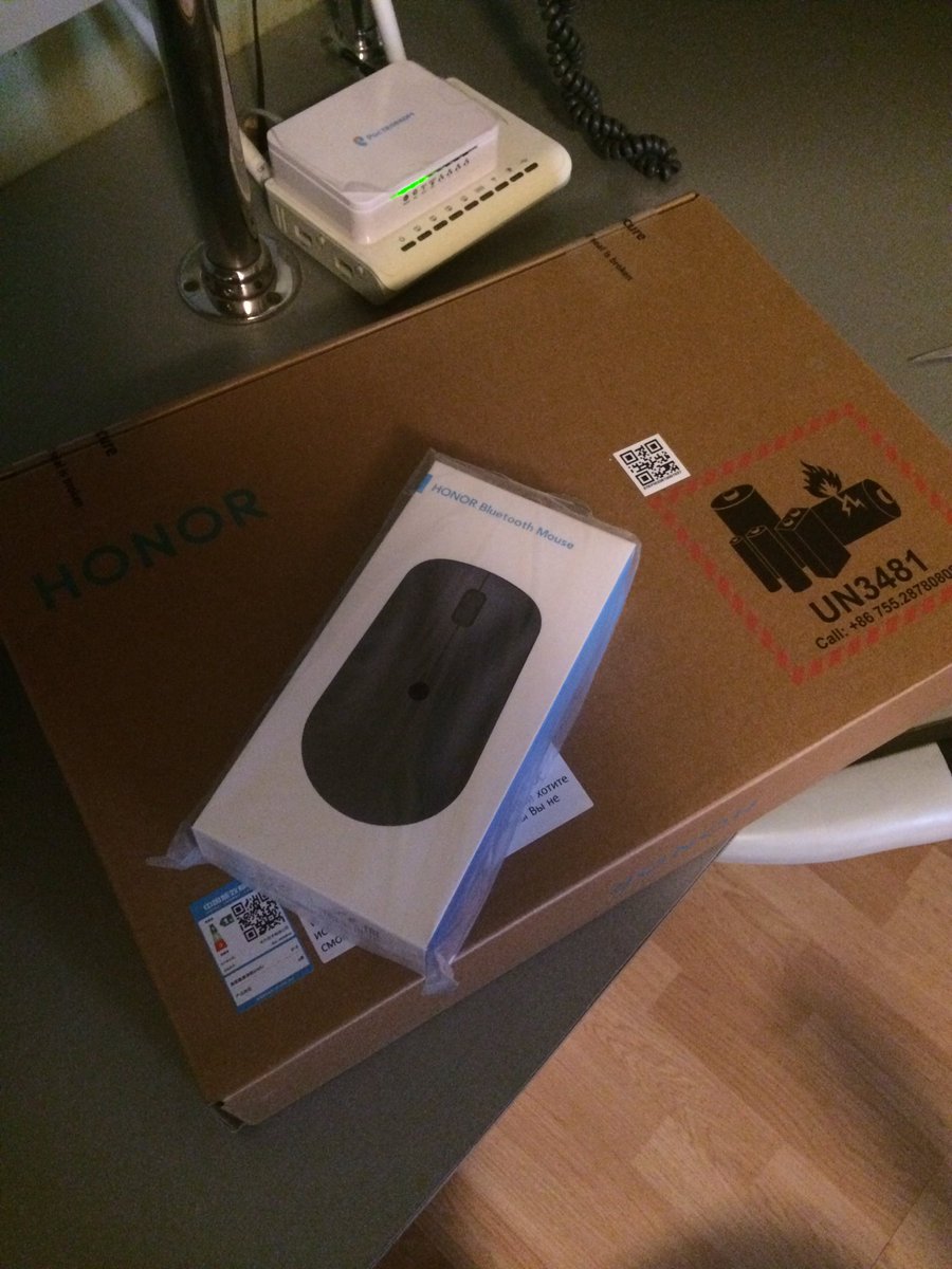 roody_one's tweet photo. Оч рад новой покупке, лучший лэптоп эвер😍 https://t.co/HOUwROxLAs