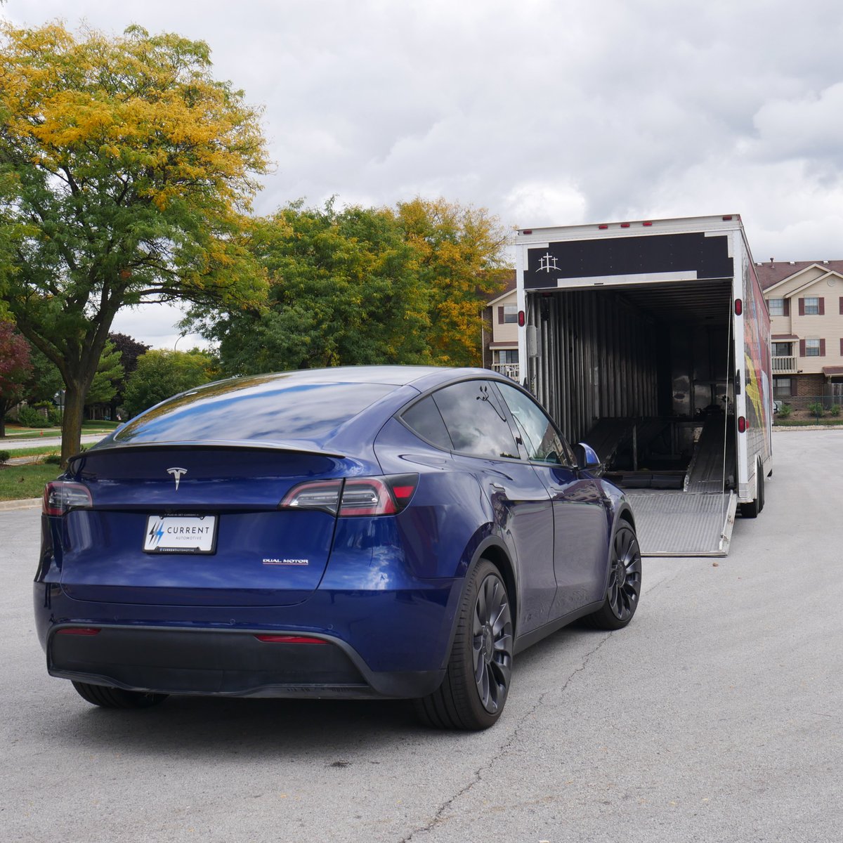 Current_Auto's tweet photo. Congrats to Michael in Georgia! His gorgeous blue #Tesla Model Y Performance is on its way to meet him.
#PlugInGetCurrent https://t.co/yDJcwVAHxz