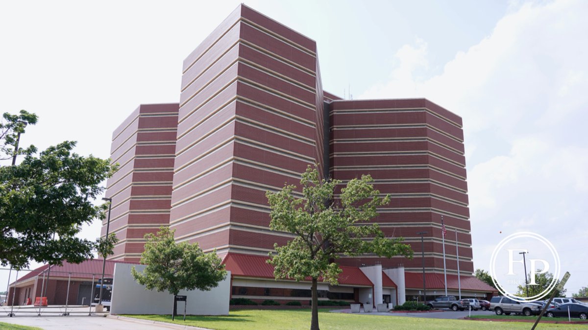 FreePressOKC's tweet photo. Jail Trust authorizes CEO to negotiate $3 million no-bid contract for Jail
-- @martypeercy reports
https://t.co/O1okmdpkMu
@kevincalvey #OklahomaCountyJail #jaill https://t.co/M4qKOI3Q9n