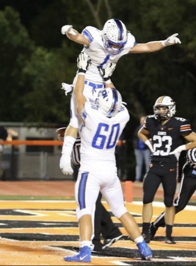robertpomazak's tweet photo. This man @carmine_bastone is THE most polished, complete student/ athlete I have coached. Not a blemish on his game, character or competitiveness. At 6’3 270 77” wingspan he is a freak talent . @EDGYTIM @Jlemming18 @DeepDishFB  If the colleges cant come here let’s get him 2 them. https://t.co/CKDIXem9kA