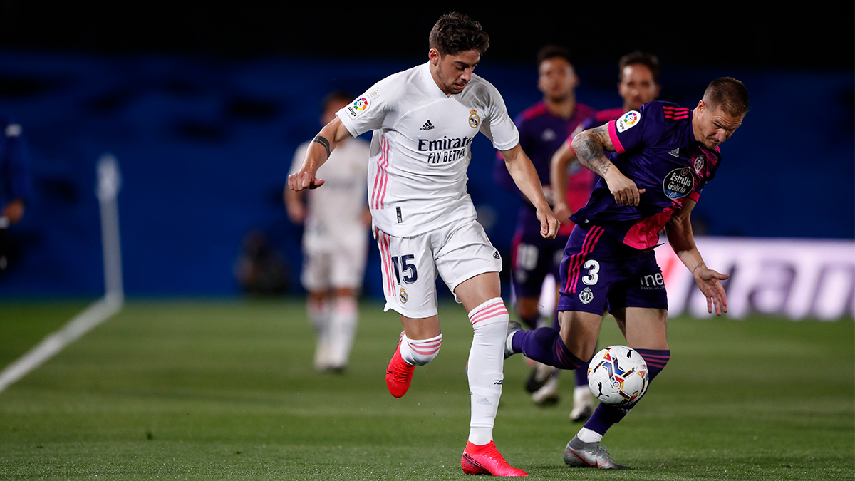 realmadrid's tweet photo. ➕3️⃣ ¡VAMOS EQUIPO!
#RealMadridRealValladolid | #RMLiga https://t.co/4kWF5cmyEy