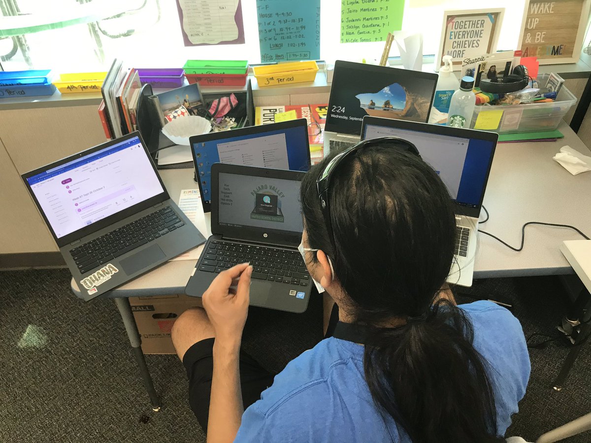 💻 Thank you Mr. Edmundo for fixing all of the new teacher laptops! What would we do without you?! 🏆🥇