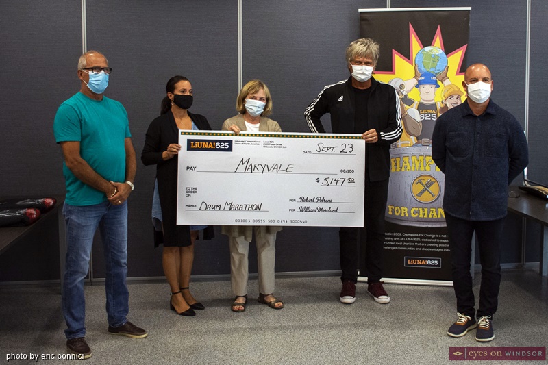 EyesOnWindsor's tweet photo. Despite The Pandemic Jeff Burrows Half Drum Marathon Raised An Impressive $30K This Year! Presented by @liuna625 , Six Local Charities Benefited!
#YQG #YQGProud #JeffBurrows #DrumMarathon @Burrowsdrums https://t.co/Dw8yJUKwmr https://t.co/hVMDHs23eh