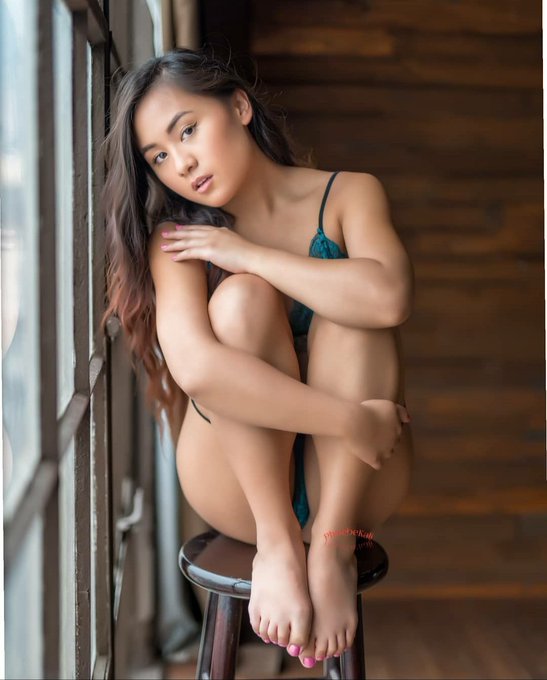 https://t.co/FQicKU9C4k  Exclusive Content Daily Stories Weekly+ videos in your DMs + NSFW library Blogs/Updates &amp;