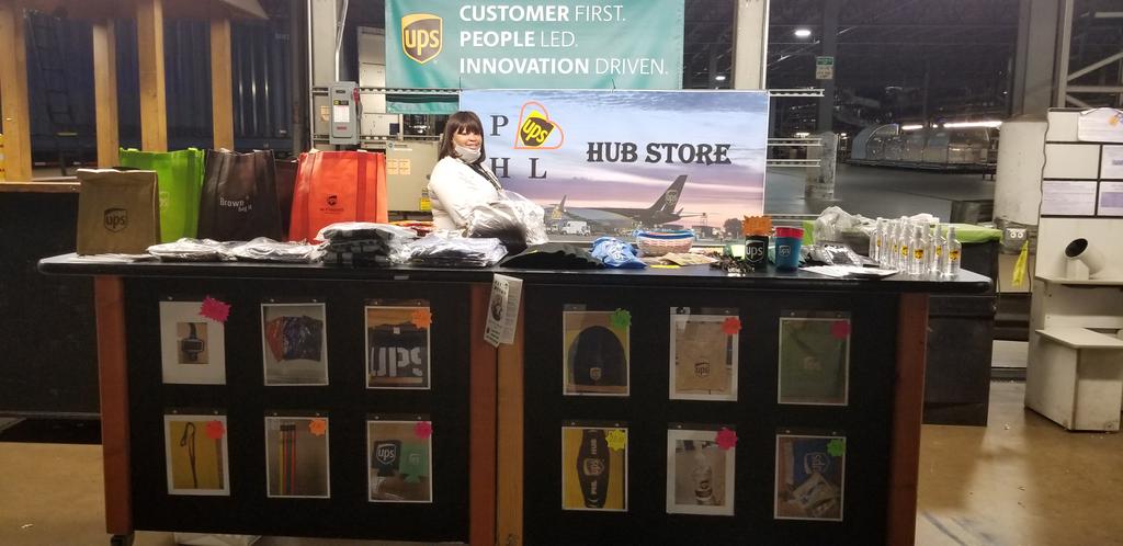 PHL Air Hub opened the Hub Store today! Employees have the opportunity to earn Fly Bucks for their Attendance, Service & Safety. We know that with our employees' excellent performance we will be sold out!! Thank you all in advance! @nick_iannacone2 @Franciscovh17 @RobertCapone17