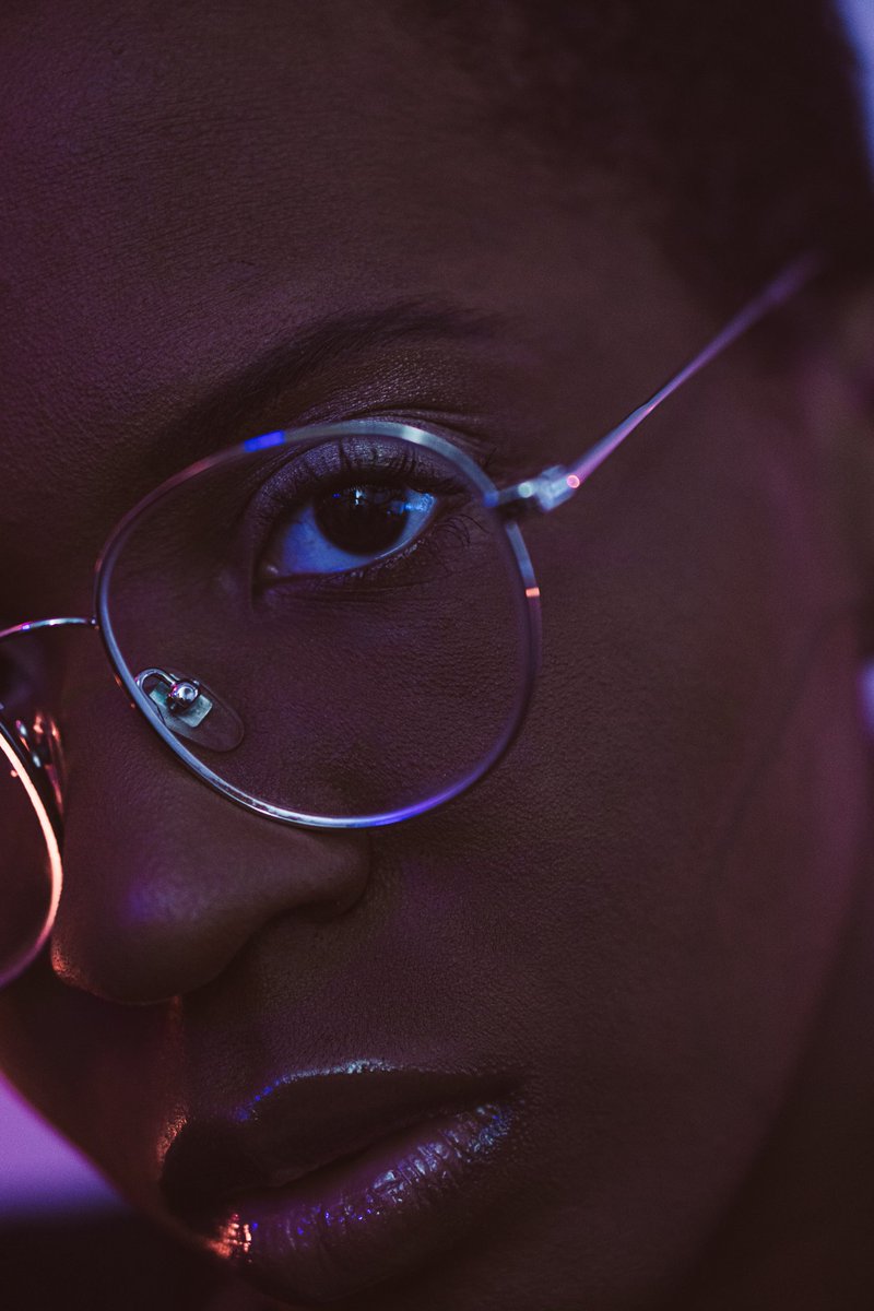 ShenaShenanigns's tweet photo. Do ya feel me? 💙
#SelfPortrait 📸 https://t.co/WAMqKDk5Vd