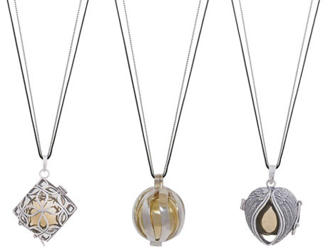 Cadeau de noël bola de grossesse : nativee.com/bola-grossesse… #nativee #boladegrossesse #noel #bola #idéecadeaufemmeenceinte #idéecadeaugrossesse #cadeaudenoël #noëlenceinte #cadeaugrossesse #cadeaumaternité #cadeaufuturemaman #cadeaufemmeenceinte