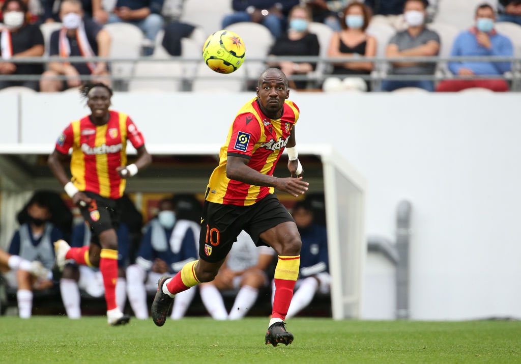 CAM: Gaël Kakuta.At 29, Kakuta has finally returned home to Lens, where he has thrived in a free role behind Ignatius Ganago and Florian Sotoca, picking out runners on the counterattack, threatening from set-pieces, and maintaining the press’s intensity.3 goals and 1 assist.