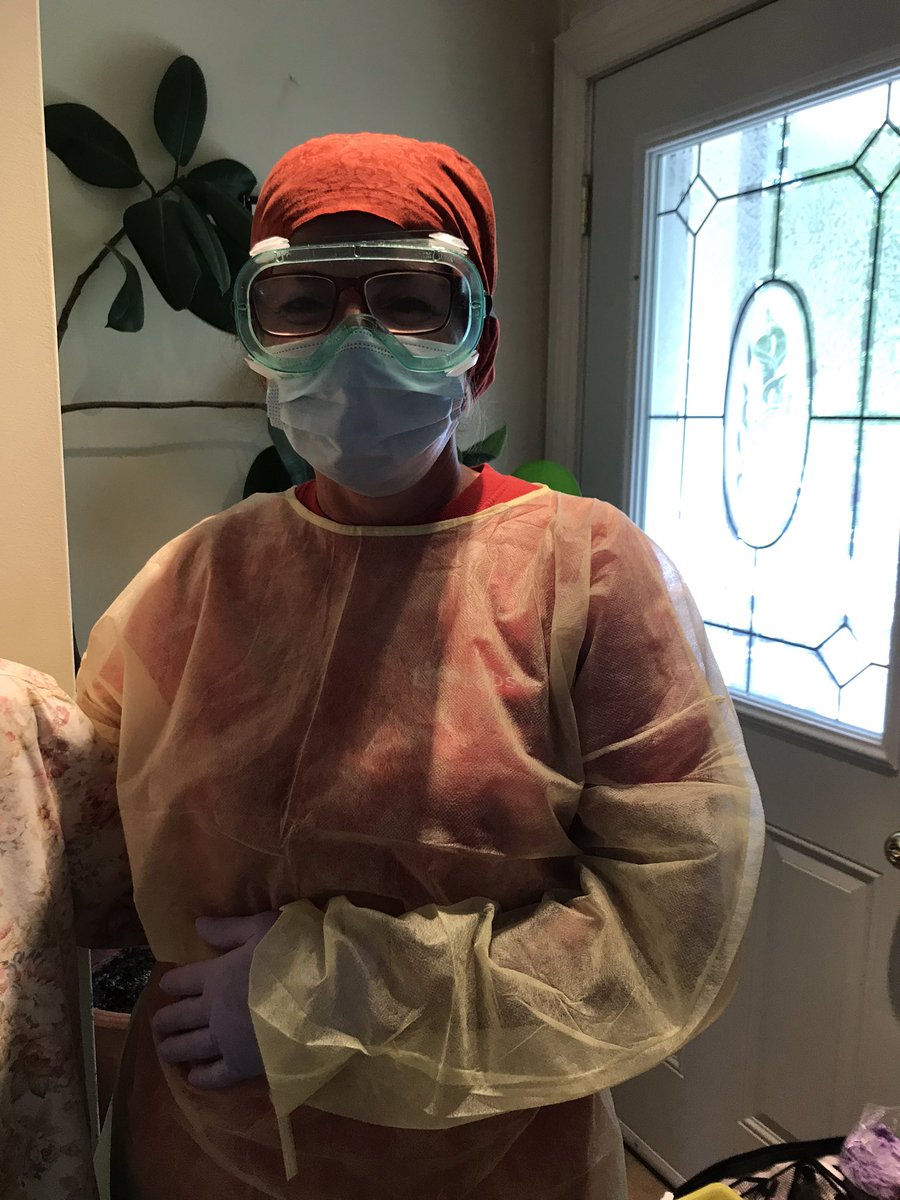 fromeleo's tweet photo. My mom’s nurse decked out in PPE that so many colleagues helped bring to Canada in our collective fight against COVID #tcs125 https://t.co/HXudt6Mi1Y