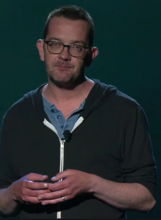 Blade123111's tweet photo. Can we just please appreciate Craig's new hair!! https://t.co/es27VQfteM