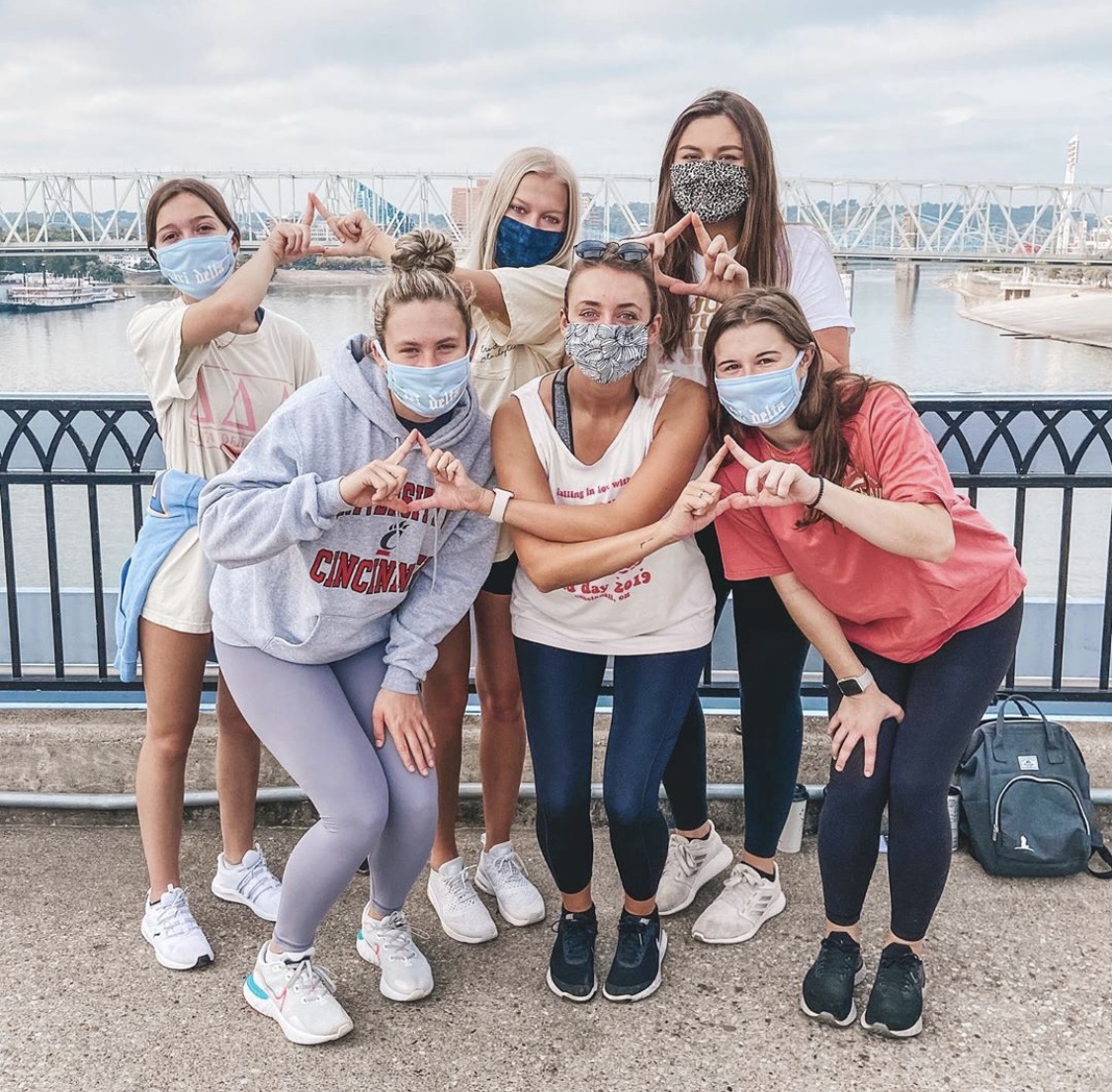 TriDelta's tweet photo. We are thrilled to be the top national team for the @StJude Walk/Run to End Childhood Cancer! Nearly 2,600 members signed up for his year's event and National Team Tri Delta raised $249,399 for the fight to end childhood cancer. #TriDelta4StJude #ChildhoodCancerAwarenessMonth 💛 https://t.co/hboEzaYvS4