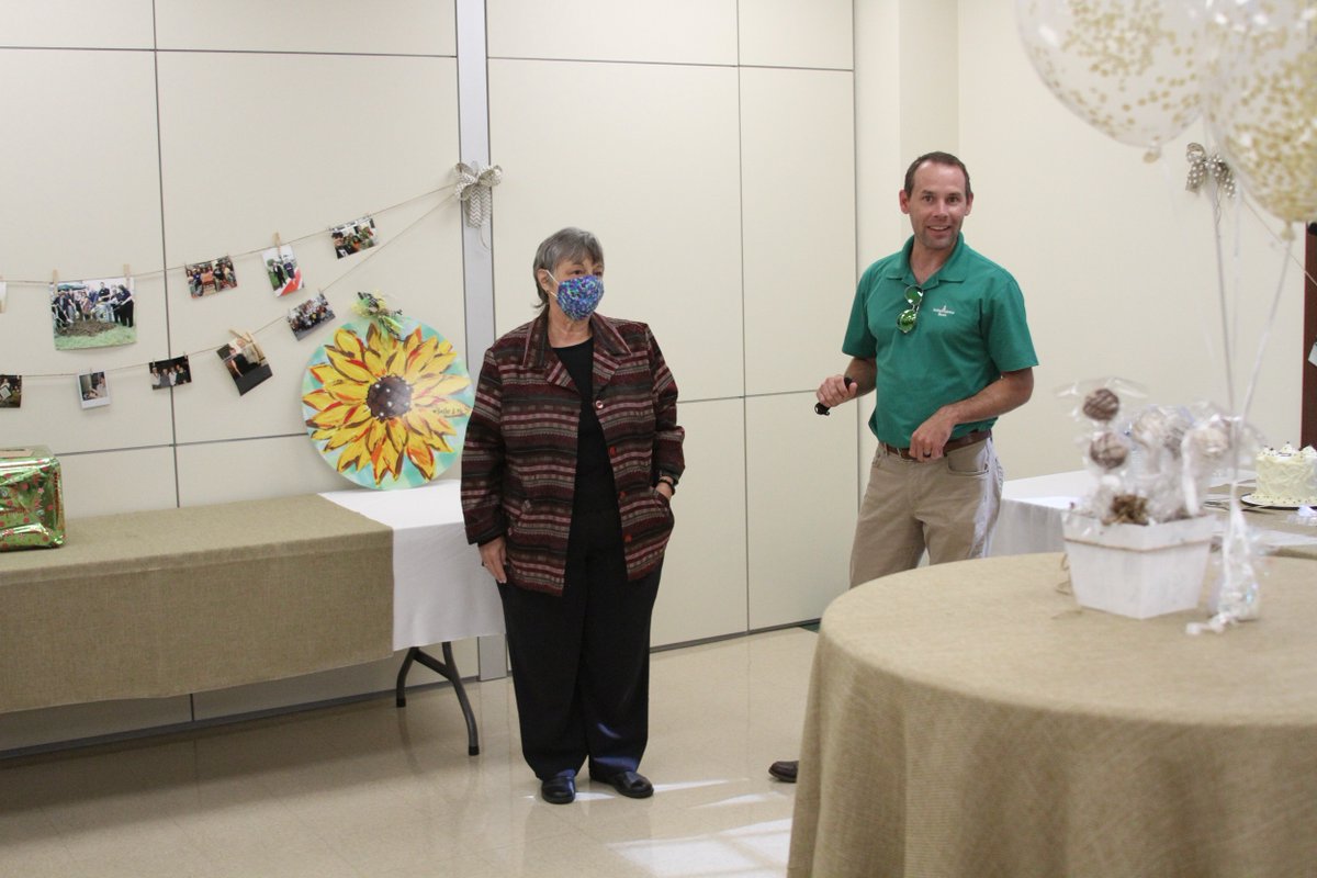 1776Bank's tweet photo. Connie Thomas your commitment to our Independence Bank family for the last 23 years will be missed more than you know! Enjoy your retirement, we will all miss you so much! #Operations #Retirement #IndependenceBank https://t.co/6caeNQBqyd