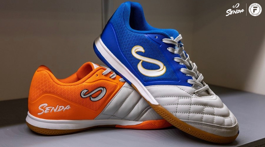 senda futsal shoes