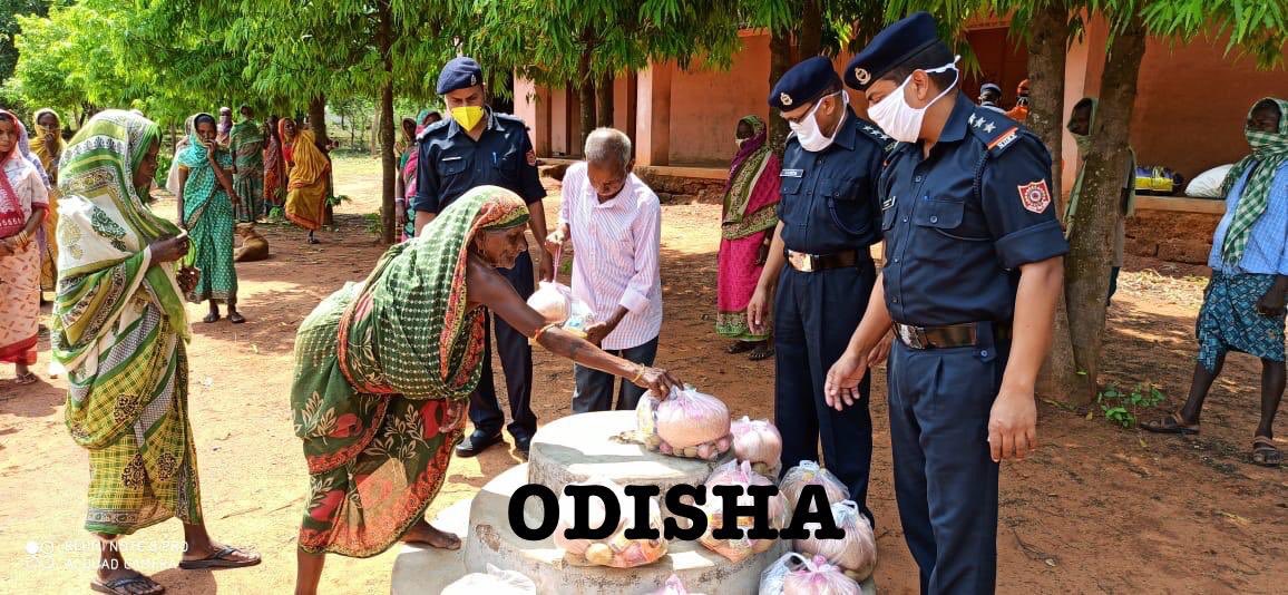 There is no bigger celebration of life than sharing. 
#Odisha #FeedIndia 
#NDRFHelpingHands