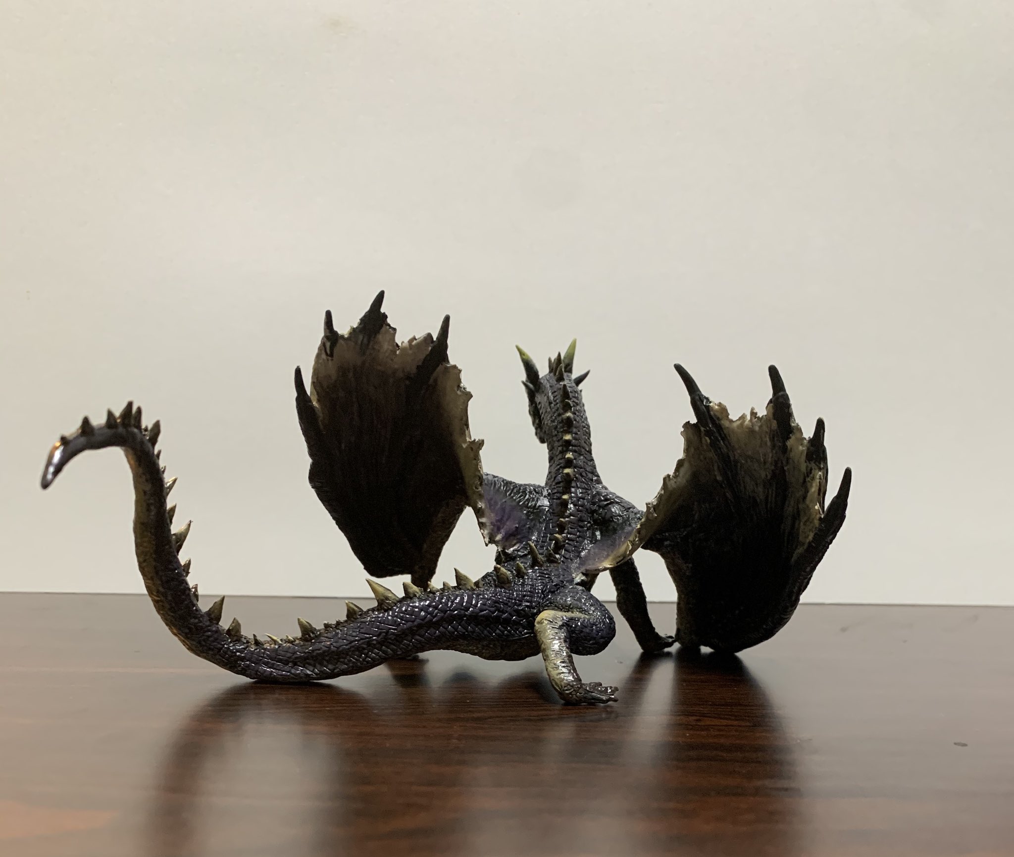 ドラっち 伝 説 の 黒 龍 ミラボレアス Mhib モンハン モンハンフィギュア ドラっち日記