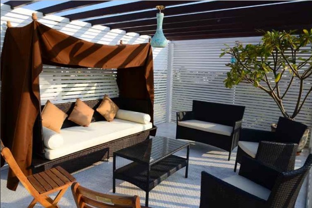 ZingyHomes's tweet image. #Zingify - 5 Minimalist Terrace Design Ideas.

See more at: zingyhomes.com/latest-trends/…

#terrace #garden #summer #home #design #architecture #interiordesign  #nature #balcony #interior #terracehouse #rooftop #house #outdoor #homedecor