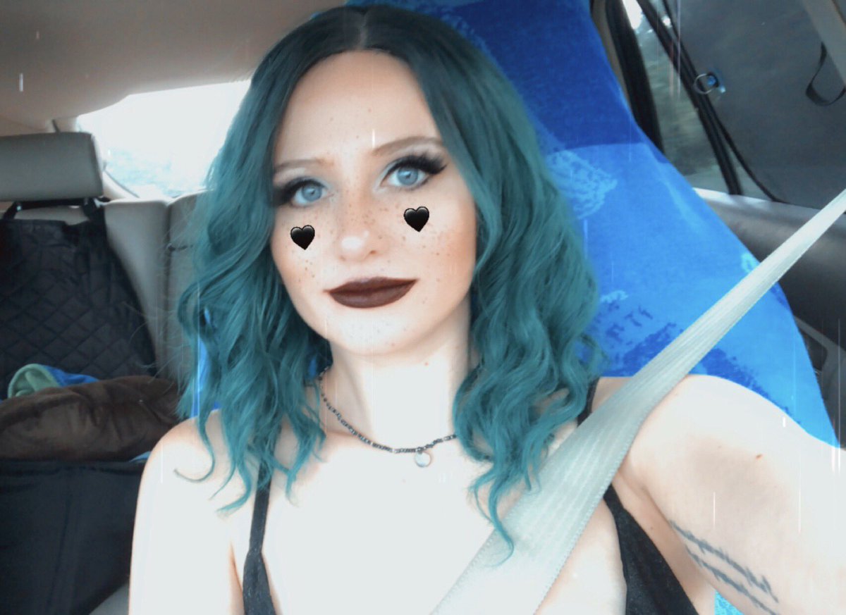 I’m excited for October 🎃 #halloween #wiglife