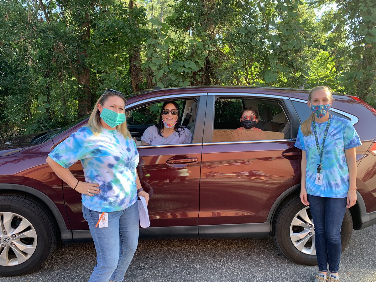 So much fun <a href="/FHGES/">Forest Hills GES</a> Title I Curriculum Night! It was so great to see our Mighty Mustang families! <a href="/NewHanoverCoSch/">New Hanover County Schools</a>