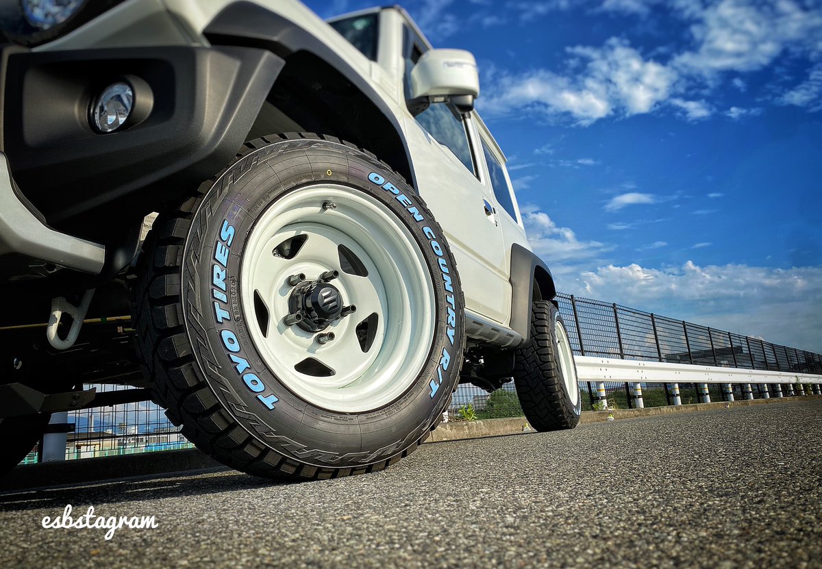 ESBmotoring's tweet photo. 本日は1001！と言う事は？
TC01の日！
て、毎年勝手に言うてますが、特に何もしてないので今年はインスタ、Facebook、TwitterのDMからに限り、TC01のご注文時1本あたり1001円割引致します！
現在サイズ欠品が目立ちますが11月になったらある程度入ってきますので気長に待てる方ご注文お待ちしてます！ https://t.co/bgPIXuXWJF