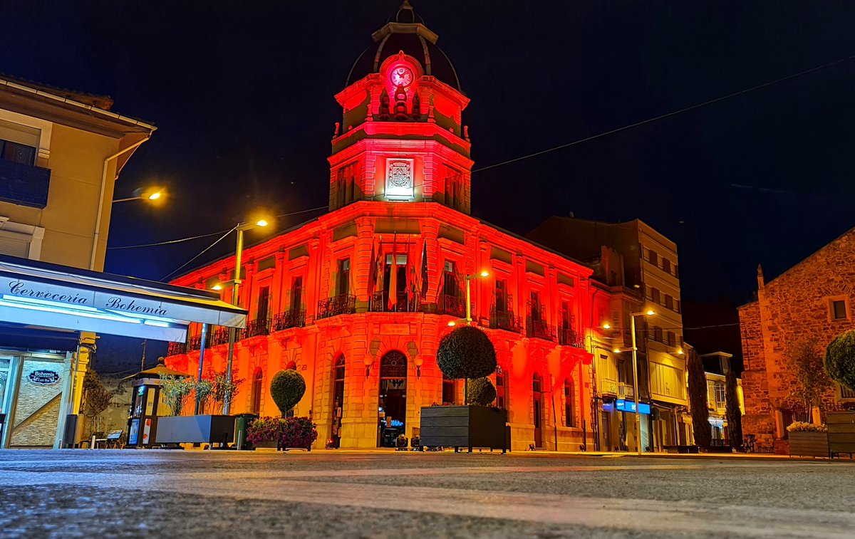 fochencho's tweet photo. Seguimos sin poder arrancar aún. A cero.
Seguimos en Alerta Roja
#LightItInRed #TodxsUnidxs #HacemosEventos #RedAlert #WeMakeEvents #StandAsOne https://t.co/Bk7e2FwBYM