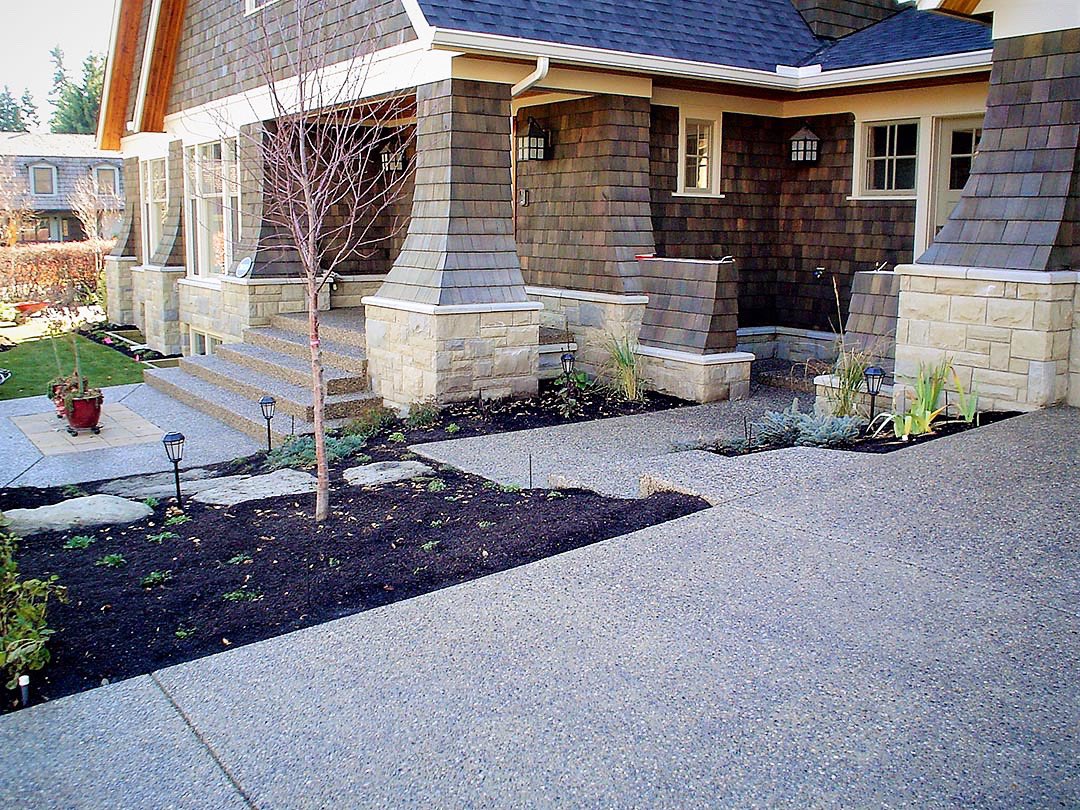 DiversifiedCon's tweet photo. The most common decorative concrete driveway in Calgary without a doubt is Exposed Aggregate Concrete. The popularity has not only to do with its attractive appearance but also its durable surface. https://t.co/2xeW3b1DT4