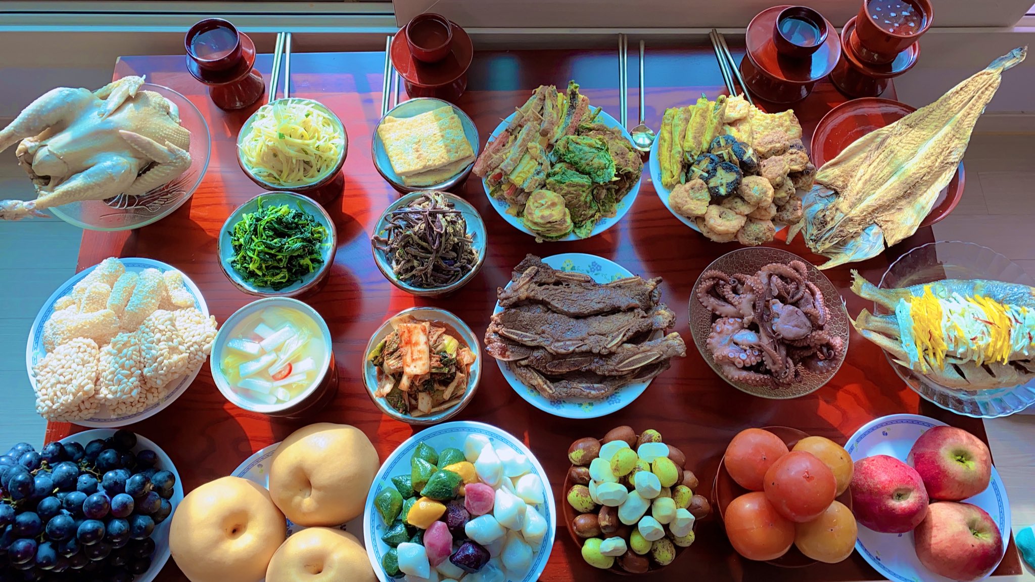 ソンちゃん 今日は韓国の秋夕 チュソク です 추석 チュソク 今 韓国 한국 T Co Tserqkeqeg Twitter