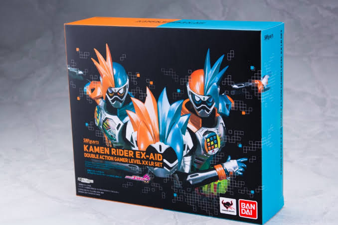 TokuFigures's tweet photo. Série: Kamen Rider Ex-Aid 
Modelo: S.H Figuarts
Personagem: Kamen Rider Ex-Aid Double Action Gamer Level 20 https://t.co/3ZorejWtdE