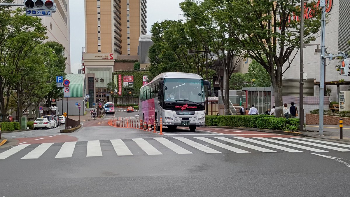 サフィール 大井町駅発着の羽田空港行きリムジンバスに東急バスが加わりました 東急バス 東急リムジンバス
