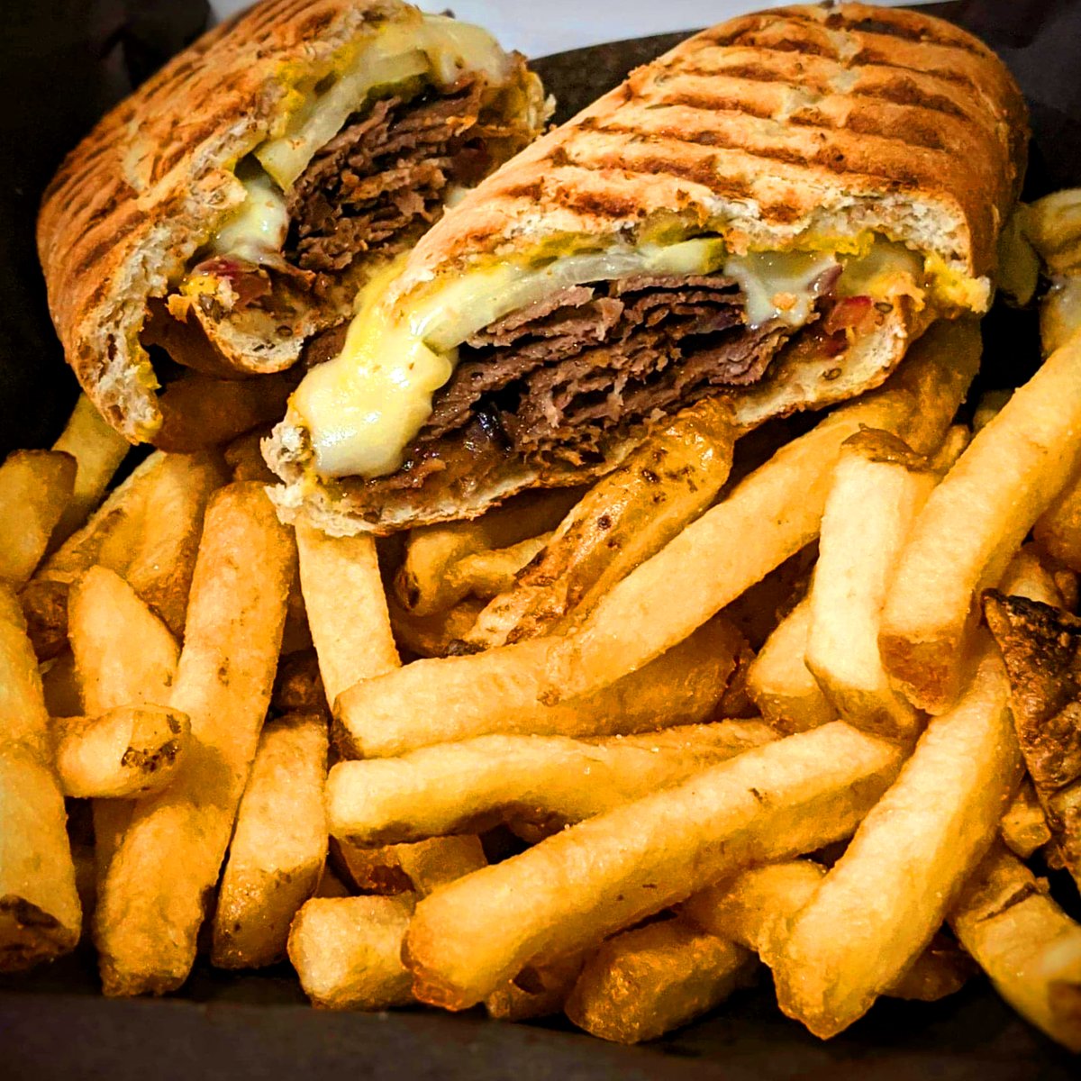 It’s fun to create new signature dishes like the Frontenac Sweet &amp; Sour Sandwich! Friday’s takeout menu has been posted: sharbotlakeinn.com/menu.php