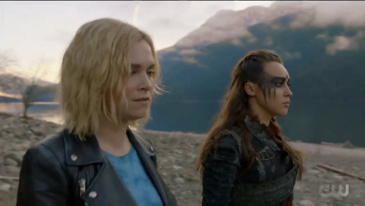 luthorsmalec's tweet photo. bitches stopped watching the 100 four years ago but they’re now crying because of lexa and clexa. it’s me, i’m bitches. https://t.co/LOFODBFiZT