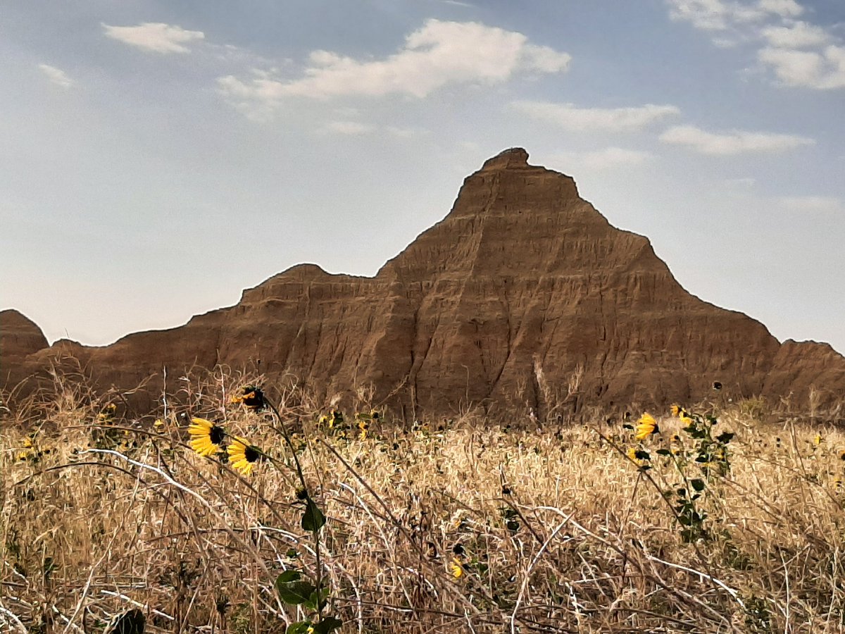 RuthTheHiker's tweet photo. @TheBadlands https://t.co/z2w2hGcIQn