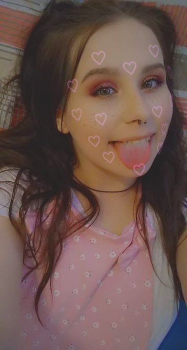 Sneak Peak at a little girly outfit I have done a photo shoot in for my #onlyfans I have a promo going<a href="/tag/fetish"class="tags"><span>#fetish</span></a><a href="/tag/kinks"class="tags"><span>#kinks</span></a><a href="/tag/sextoys"class="tags"><span>#sextoys</span></a><a href="/tag/naughtyteen"class="tags"><span>#naughtyteen</span></a><a href="/tag/explicit"class="tags"><span>#explicit</span></a>