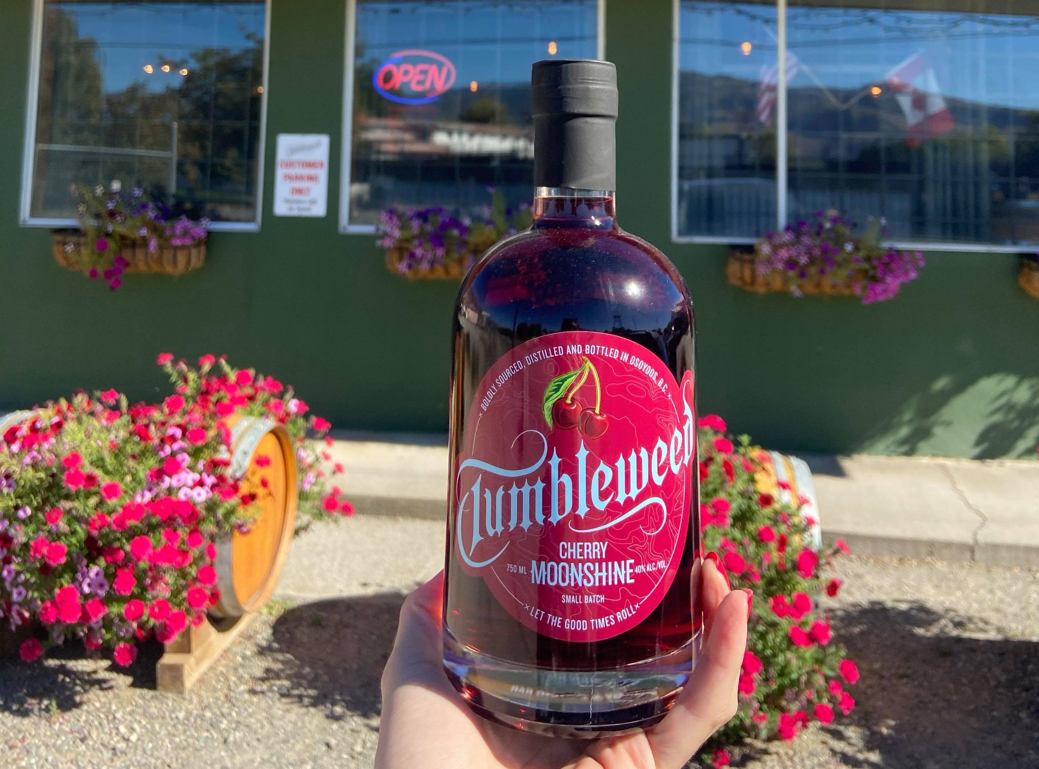 Destination Osoyoos This Cherry Moonshine From Tumbleweed Spirits Is Best Enjoyed With Warm Sunny Weather Hint Check Out Our Forecast For This Week Visit The Distillery This Fall To