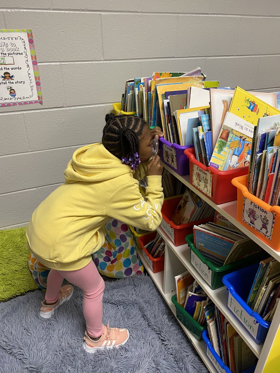 The Super Secret Detective Agency sent us magnifying glasses so we could look for clues to solve the mystery of the silent e. 🕵️🕵️‍♂️ <a href="/HumbleISD_PFE/">Pine Forest Elem</a> <a href="/1stgrade_PFE/">PFE 1st Grade</a> #PFEstrong