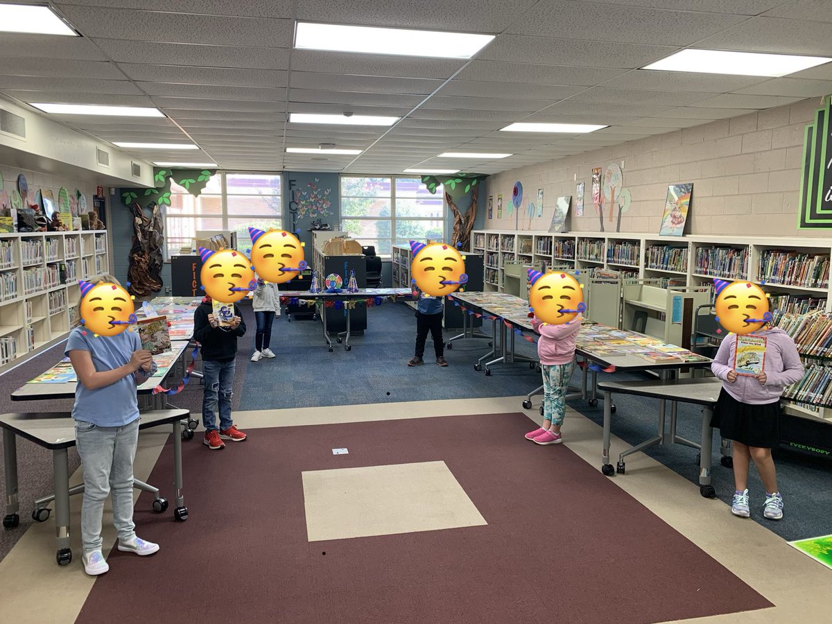 Stacie Farr tweet media