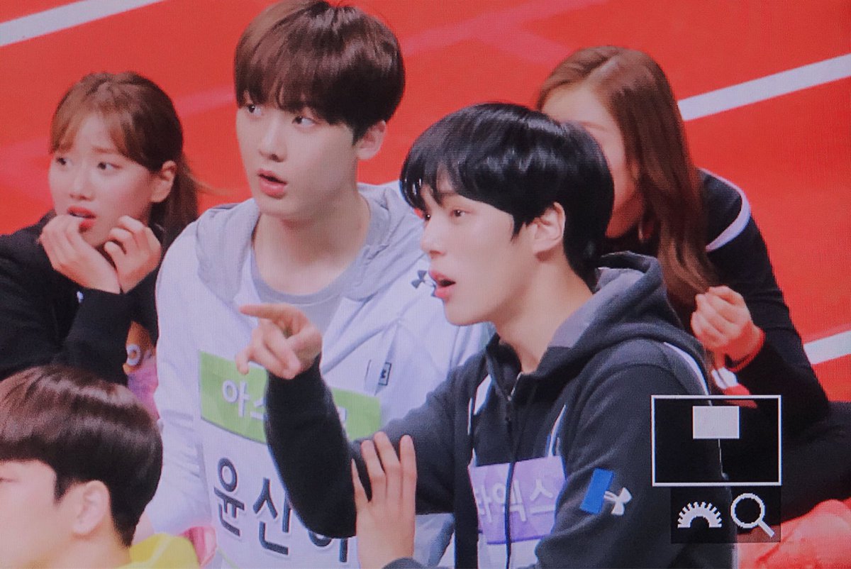 I’ll start with the pics.  During ISAC days - Astro Sanha & MX Minhyuk 