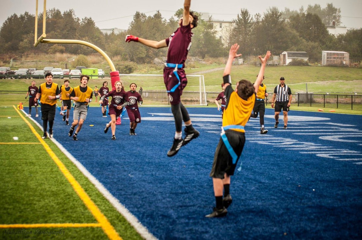 ChrisPchkyn's tweet photo. The boy has some hops. Im sad he can out jump me but can’t wait to see his elevation on the high school courts later in the fall of all goes well Covid wise. Officially a dunker now. #slammajamma #cornerback #Abbies #flagfootball #kickreturn https://t.co/sCAU6vwEeI
