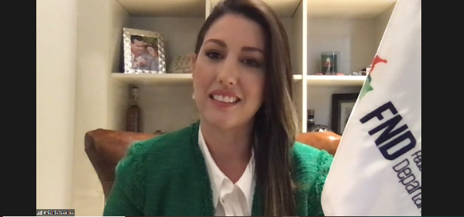 En el marco del balance de la campaña #AyudarNosHaceBien la embajadora social de la <a href="/fnd_social/">FNDSocial</a> Priscila Santos agradeció en nombre de todas las gestoras sociales del país a La Primera Dama de la Nación María Juliana Ruiz las ayudas recibidas en beneficio de los más vulnerables.