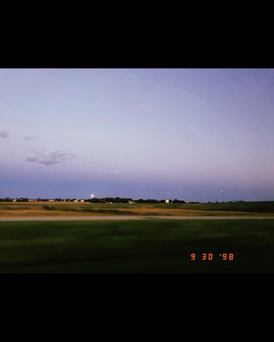 GR__19's tweet photo. The river twists in a letter S.                    A gold S now speaks to the Illinois Sky. 🌅 https://t.co/DrtyqQG16F