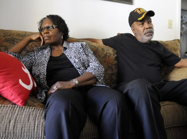 BhamTimes's tweet photo. @GovKayIvey Apologizes to Bombing Survivor of #SixteenthStreetChurch @16thstreetbham @SarahRudolp https://t.co/WSet0pjIyl https://t.co/rls1eQcIy1