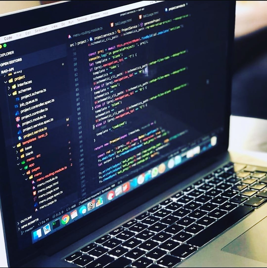 dev_coders_life's tweet image. #devcoderslife 
.
#coder #coderlife #codergirl  #coders #programmer #programming  #coderedlifestyle #programmerlife #devepoler #degelopment #softwareengineer #softwaredeveloper #software #setup #workfromhome
#codingdays #codeismylife #100daysofcode #gihub