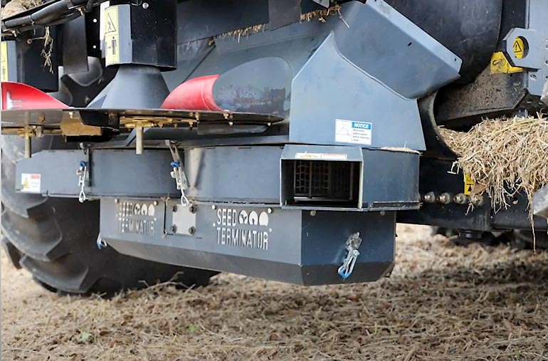 TheChadColby's tweet image. What a great idea... combine attachment destroys weed seed at harvest, #UniversityofMissouri research finds that 98% of weed seed is unviable with the #SeedTerminator. farmprogress.com/weeds/combine-…  @FarmIndustryNew @farmdaily