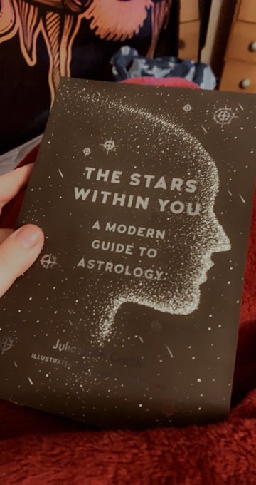 my current read https://t.co/1tQ8WMdsQm
