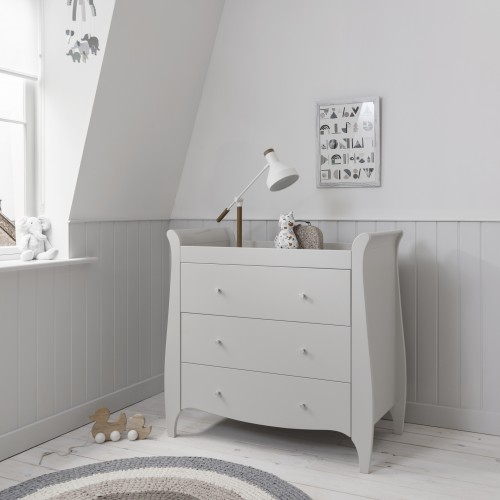 uniquefurnish's tweet image. Roma Changing Unit - Linen at Unique Furnishing - Roma Changing Unit – Linen
The Tutti Bambini Roma Changing Unit Linen features a simple yet classic sleigh design with a chest top c... uniquefurnishing.co.uk/product/roma-c… #BabyToddlerFurniture #ChangingTables #interiordesign #LIKE #RETWEET