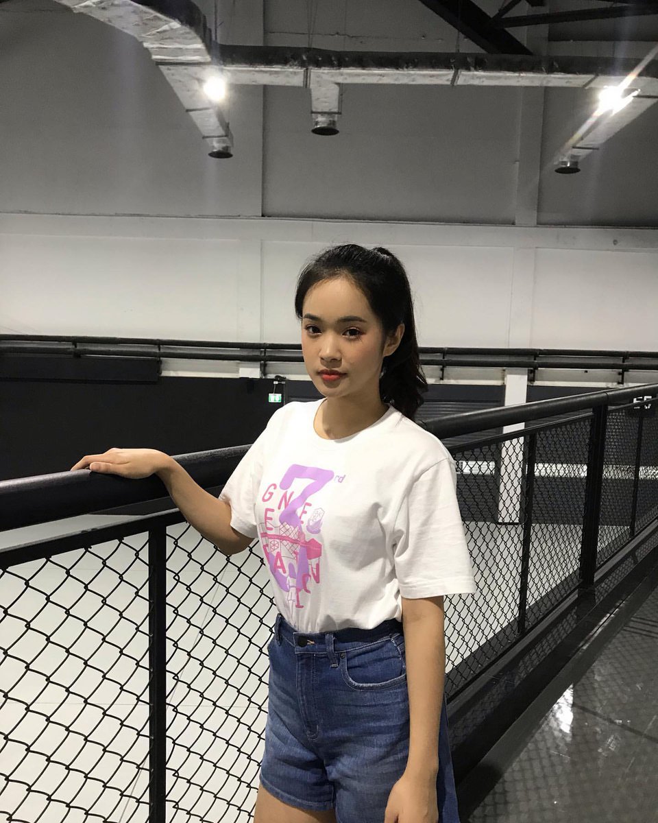 มอนิ่งก้าบบบ🙋🏻‍♀️ 
ตื่นกันรึยางงง🌼 
#EarnBNK48 #BNK48