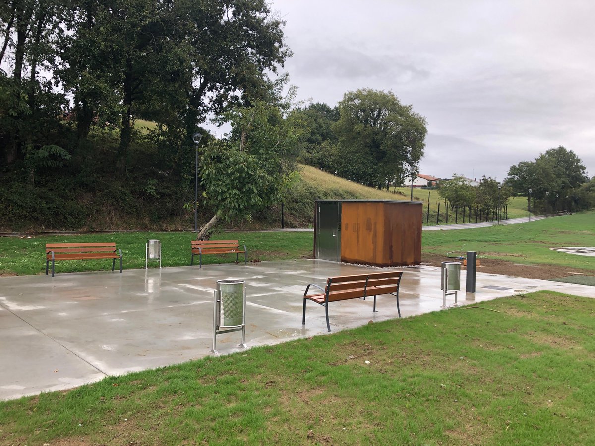 lorkesystems's tweet photo. Nueva cabina de aseo autolimpiable  con acabado exterior en acero corten #aseo #aseopublico #banospublicos https://t.co/KrqKxpajJw