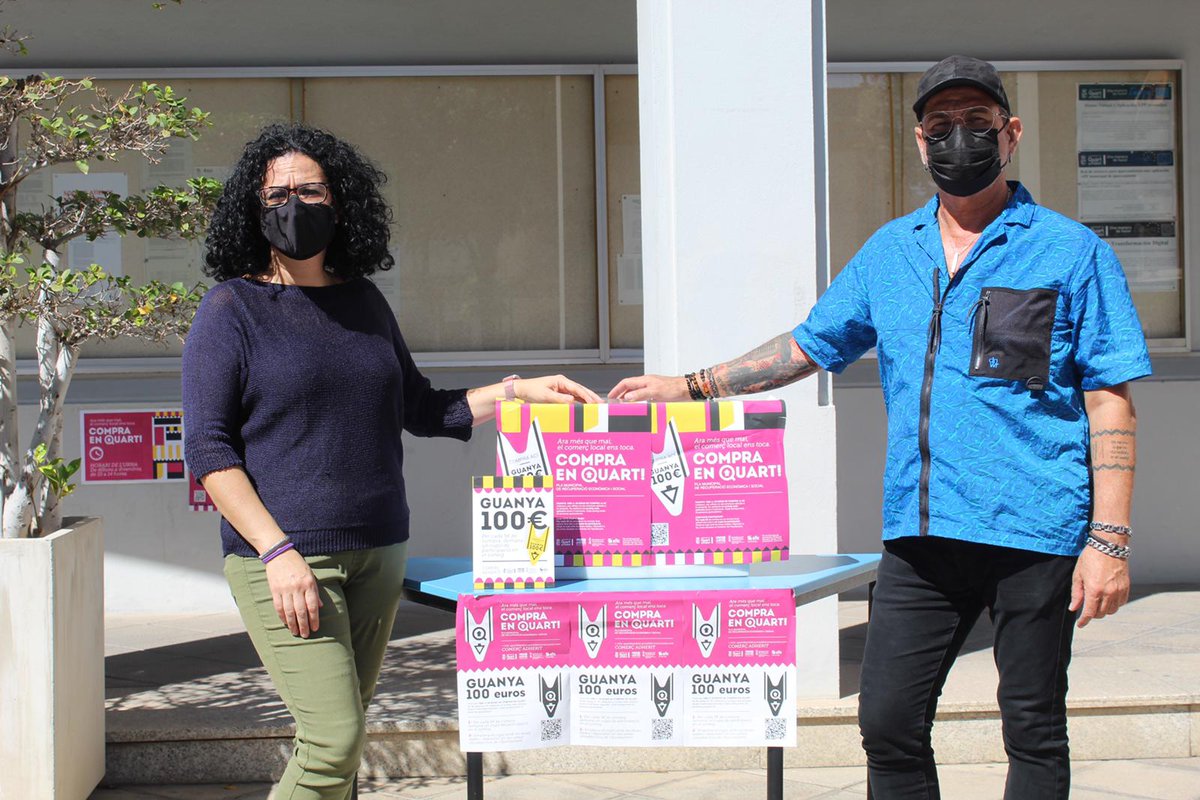 quartdepoblet's tweet photo. ‼️Se acerca el final de la campaña #CompraenQuart.
⏳⌛️ Tenéis hasta las 13:30h. de mañana viernes 2 de octubre para introducir las participaciones en la urna colocada en la plaza del ayuntamiento.
📰👉 https://t.co/fKHN3ExwRz
#ElComercioLocalNosToca https://t.co/K5F7rvBRSW