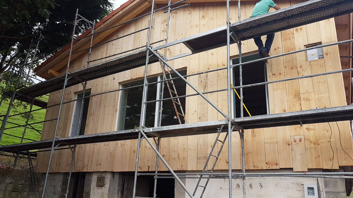 Testaverde2's tweet photo. La #madera, material de #construcción de un futuro #sostenible, también protagonista durante estos días en @rebuildexpo https://t.co/iVKV1nWejV vía @int_madera #innovacion #edificios #arquitectura #sostenibilidad #casapasiva https://t.co/zKr7nA6get