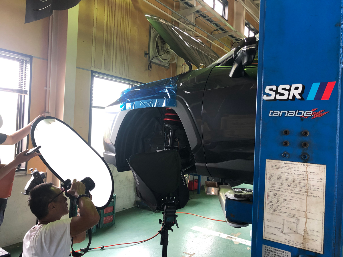 tanabe61673631's tweet image. 先月、「WAGONIST」様に取材していただきました内容が今日発売の11月号ご紹介頂いております。
DEVIDE ＃UP210
rd-tanabe.com/tanabe/lineup/…
＃DEVIDE ＃UP40
rd-tanabe.com/tanabe/lineup/…
ホイール「SSR」
DEVIDE ＃FT
rd-tanabe.com/ssr/product/de…
詳しい内容は、書店でお求めください。